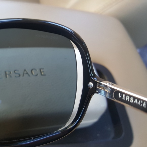 VERSACE SUNGLASSES - Picture 4 of 5